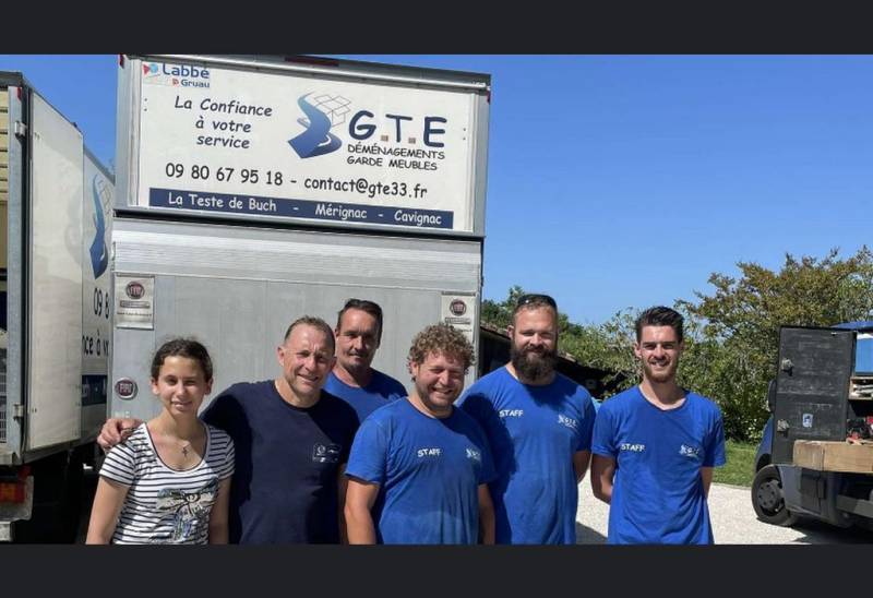 G.T.E. 33 -  Location d'un garde meubles pour déménagement d'entreprise à Saintes en Charente-Maritime