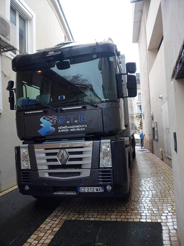 Transfert d'entreprise rapide à Mérignac 