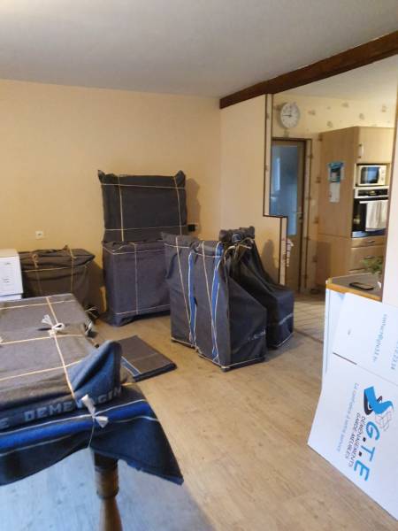 G.T.E. 33 -  Louer un lève meuble pour organiser le déménagement d'un appartement à Saintes en Charente-Maritime